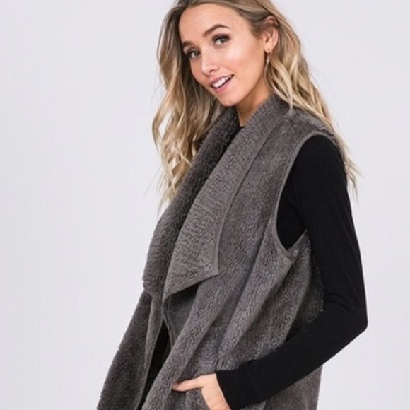 SOLD Soft Faux Fur Open Front Vest with Pockets - Picture 2 of 3